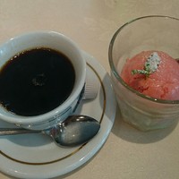 イタリアーナ エノテカ ドォーロ - ドリンク、ドルチェ