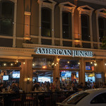 AMERICAN JUNKIE - 店舗外観。
