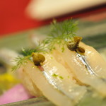 ビストロ セレニテ - 圧巻過ぎる、サヨリの握り　爆