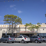 BALLAST POINT BREWING COMPANY - 店舗外観。