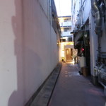 ラ メゾン ドゥ ラ ナチュール ゴウ - この路地奥