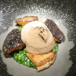 平戸の鮑、大分県産の椎茸をソテー