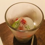 カンテサンス - 春菊のシャーベットと苺、ライム