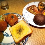 オレノ パン オクムラ - 朝からこんなに食べてるの私達だけだった 笑