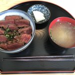 上尾ごはん - とろける赤身 1,300円 ②