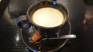 REB - ホットコーヒー