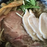 ヒャクブンノイチ - 具材アップ