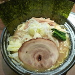 麺家 ぶらいとん - 12/2011らーめん中盛＆野菜780円