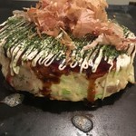 Okonomiyaki Izakaya Mikaduki - イチオシ！三日月焼き！フワフワ食感です！