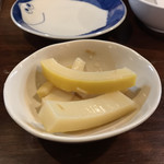 Taiheiki - つきだし。美味しく炊かれたタケノコ。