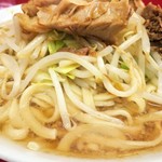 ラーメン二郎 - 野菜（そのまま）