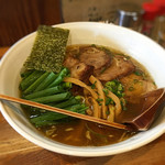 八雲  - 醤油肩ロースチャーシューにネギトッピング