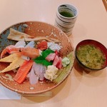 Taru Zushi - 豪海丼