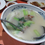 四川食府 - 自家製北京ダックからの鴨湯