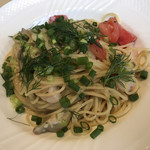 オッティモ・シーフード・ガーデン - エビとアーティーチョークのスパゲッティーニ ハーブの香り ‥1,380円