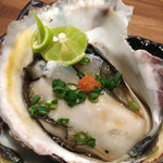 新橋 いっぱし - 岩牡蠣