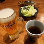 Oni Tengu - 生ビール・ホットウーロン茶にお通し