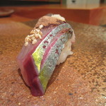 天寿し - キラキラの縞鯵