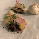 グラマシースイート - みかん鯛とホワイトアスパラのムース 昆布の香り ホワイトバルサミコのアクセント