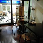 くるみ屋dining - 店内は広め