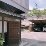 Yakiniku Hatsuei - 駐車場！