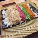 すし匠 - 香箱蟹、外子、鮪、芽葱、内子