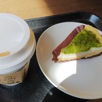 スターバックスコーヒー - スターバックスラテとキュウイタルト