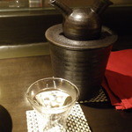 kazefukeba - 熱燗は外の器に熱湯、中の器に常温の日本酒