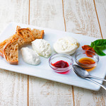 Fresh cheese assortment