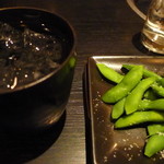 博多もつ鍋 やま中 - 焼酎におまけで枝豆