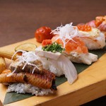 Sushi Izakaya Mangetsu - 創作握り盛り