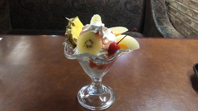 カフェ 鹿 岩見沢 カフェ 食べログ