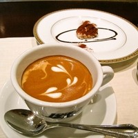 リストランテ ラ チャウ - カフェラテ＆サービスドルチェ
