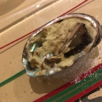 ガストーラ - このアワビが絶品！食べかけてですいません。