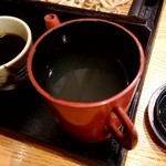 やぶ善 - つゆも蕎麦湯もたっぷり。