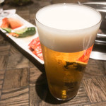 神戸牛焼肉&生タン料理 舌賛 - 生ビール