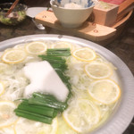 神戸牛焼肉&生タン料理 舌賛 - 鍋