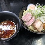 天元突破 - つけあぶらソバ (辛) 900円
            野菜増し 100円