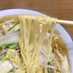 桂林 - タンメン　麺アップ