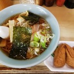 Ooya - いつもの市場内の総菜屋いなり3個、108円をお供に。