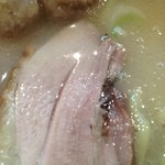 麺や而今 大東本店 - 鶏のチャーシュー　2011.12