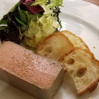ポワン ドゥ デパー - 鶏白レバーのムース
                      とっても好み！これだけでずっと飲んでいられる❗