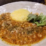 SPICY CURRY 魯珈 - 谷中生姜ほのかに薫るスパイスフル鶏キーマカレー