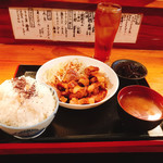 一品料理 ひとしな - トンテキ定食