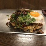 めっせ熊 - ネギおこモダン。かなりのボリュームですがペロリと完食。