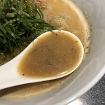 Japanese Soba Noodles 蔦 - 重すぎず旨味が詰まったスープ