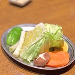 牛新 - 野菜焼き盛り合わせ(500円)