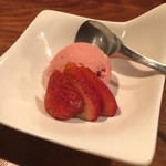 飛騨季節料理 肴 - いちごのシャーベット