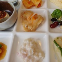 北海道スカイテラス MINORI - 鶏肉のｶﾁｬﾄｰﾗﾊﾟｽﾀ、カレイの南蛮漬け、苺のｸﾘｰﾑﾘｿﾞｯﾄ
