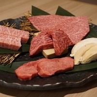 近江うし 焼肉 にくTATSU 青山本店 - 